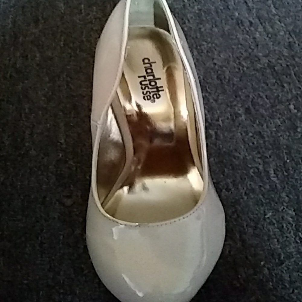 Shoes - Picture 3 of 3